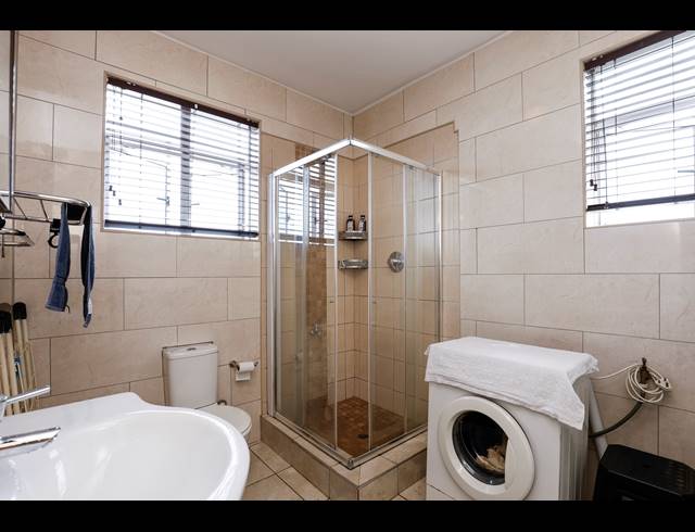 1.5 BEDROOM APARTMENT FOR SALE IN MORNINGSIDE